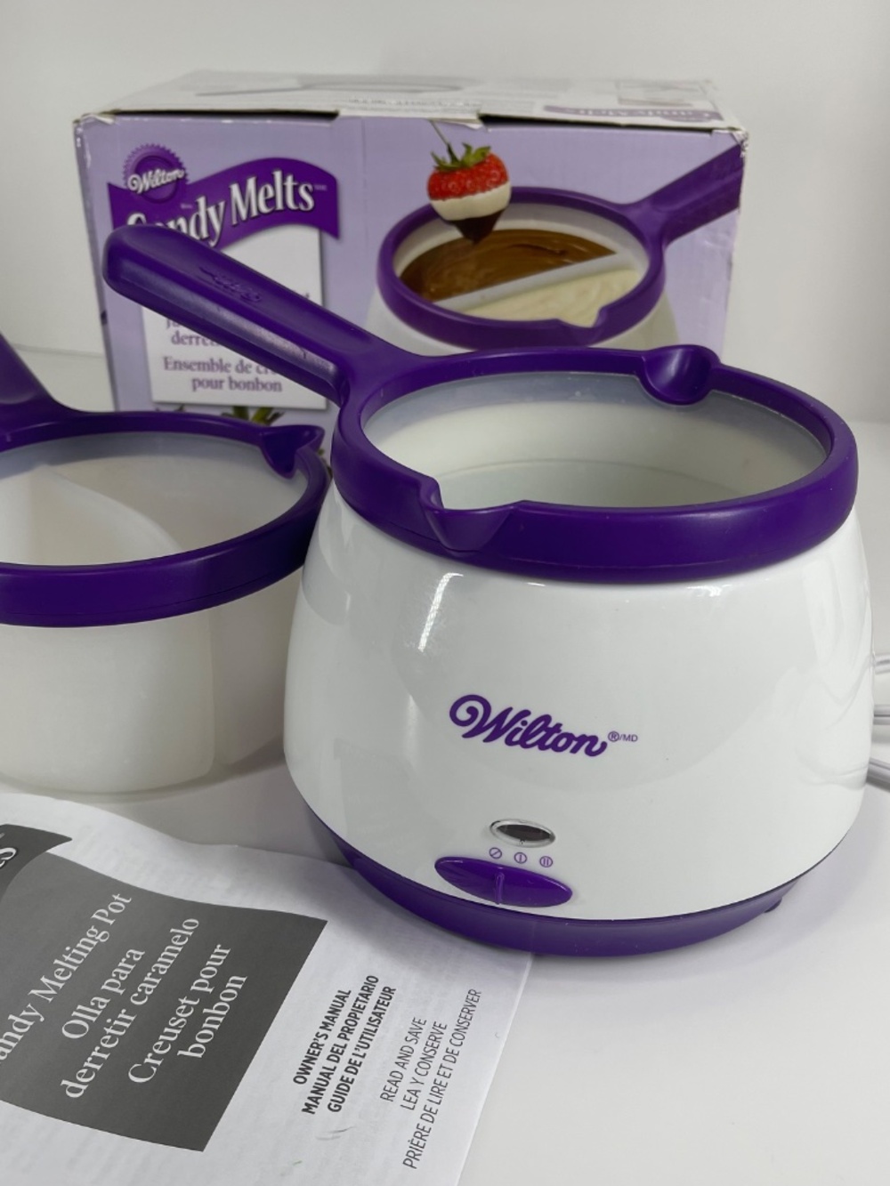 Wilton Candy Melting Pot with Extra Pot - Picture 11 of 11